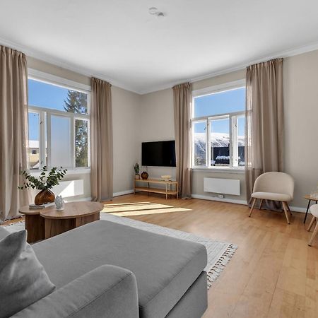 Amazing Tromso City Apartment With Free Parking And Lovely City Views! Eksteriør bilde