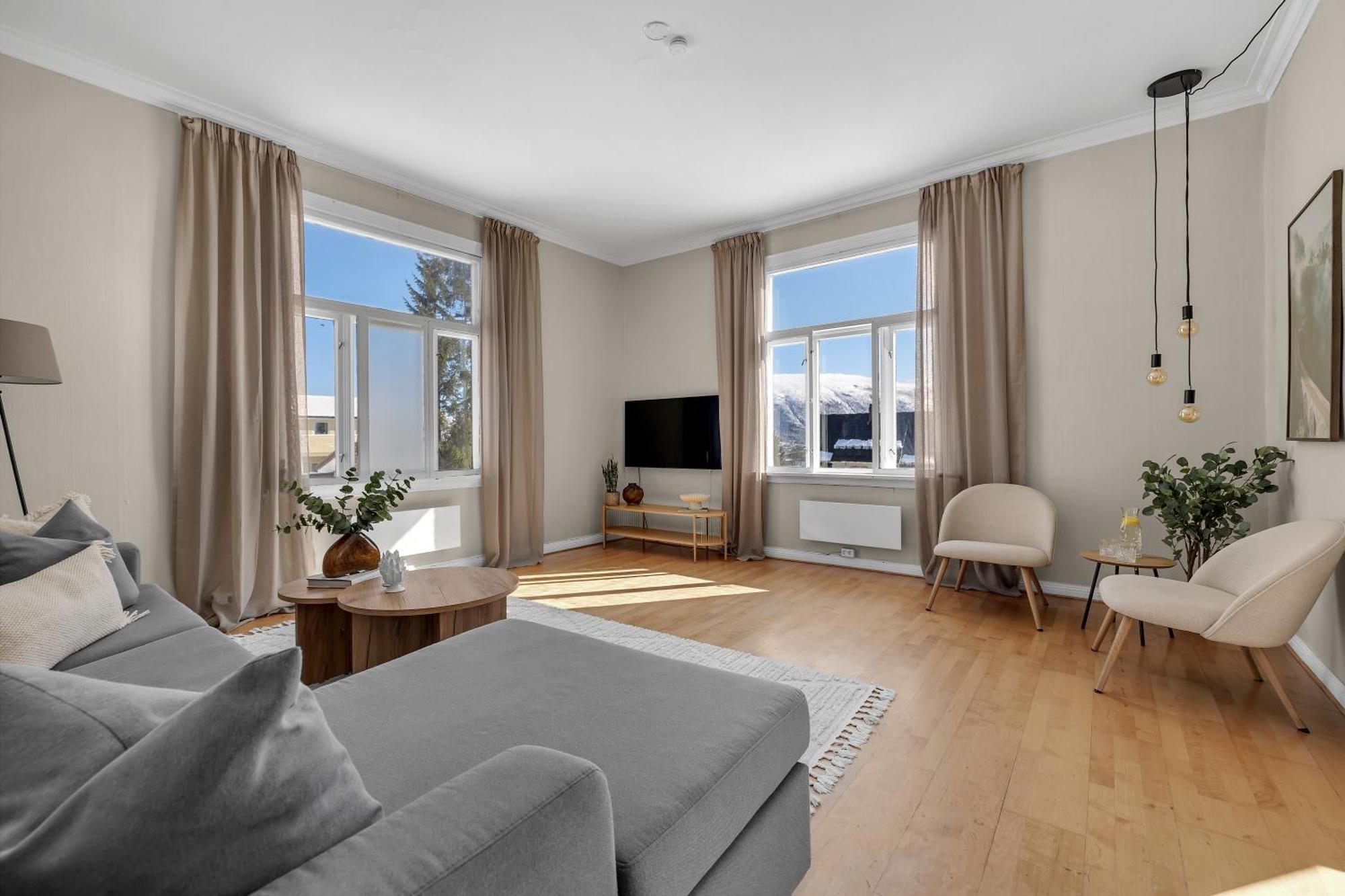Amazing Tromso City Apartment With Free Parking And Lovely City Views! Eksteriør bilde