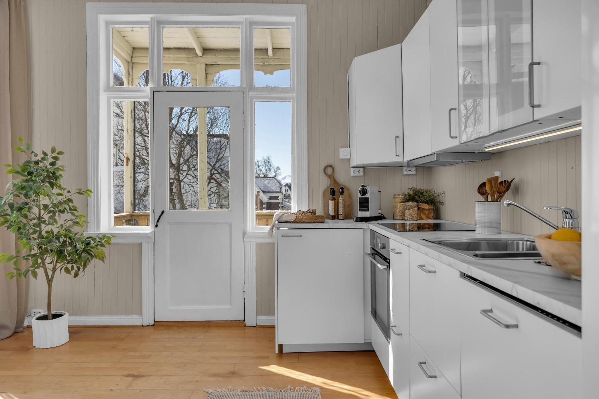 Amazing Tromso City Apartment With Free Parking And Lovely City Views! Eksteriør bilde